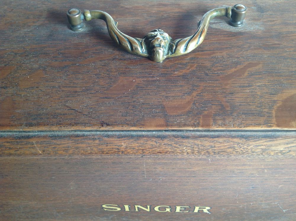 MACHINE &agrave; COUDRE MOTEUR SINGER 15K26 FACTURE 1929
