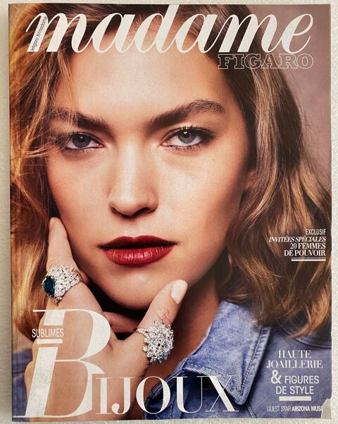 MADAME FIGARO - ARIZONA MUSE  n22492 02/12/2017  BIJOUX 4 Jou-ls-Tours (37)