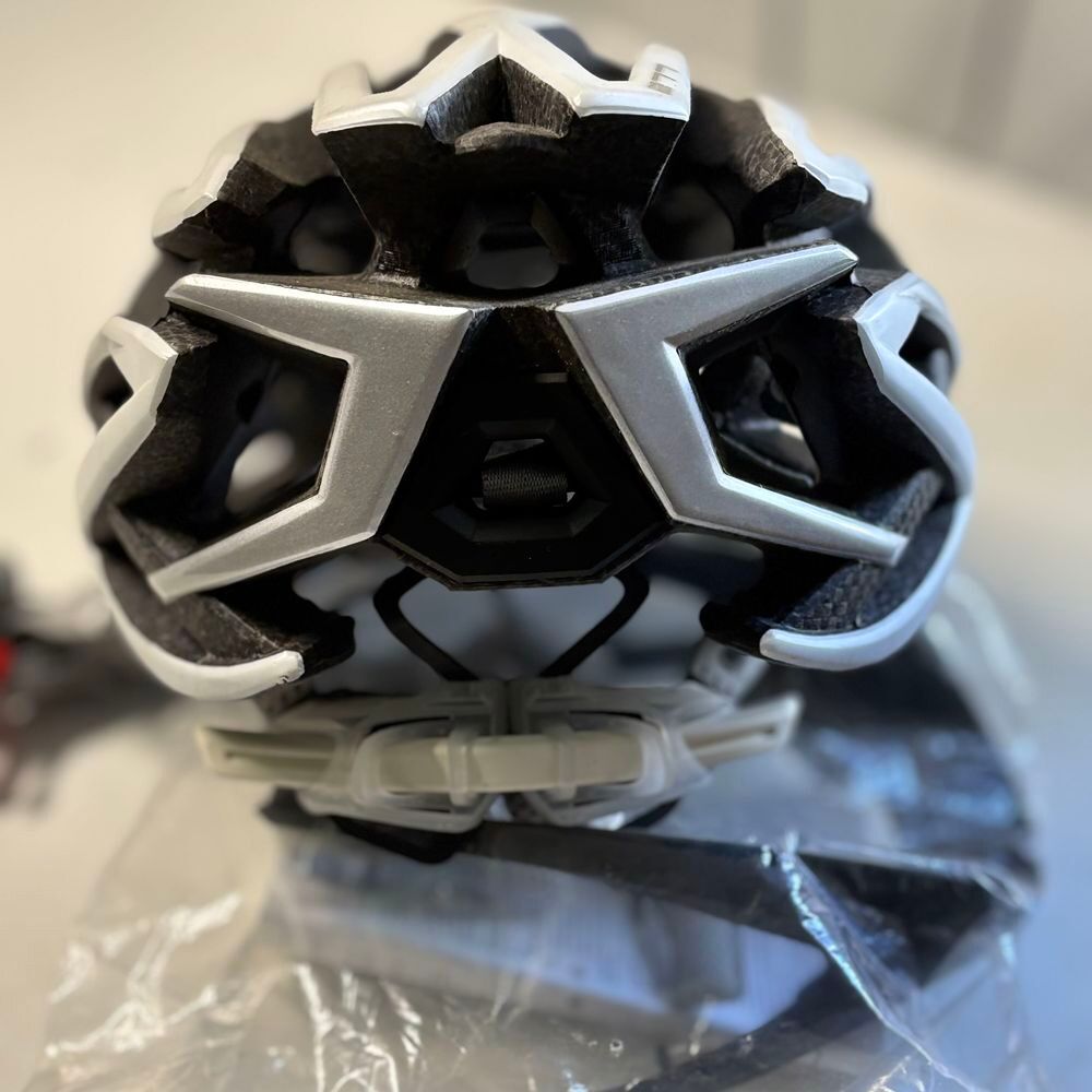 casque v&eacute;lo (r&eacute;glable)jamais servi Sports