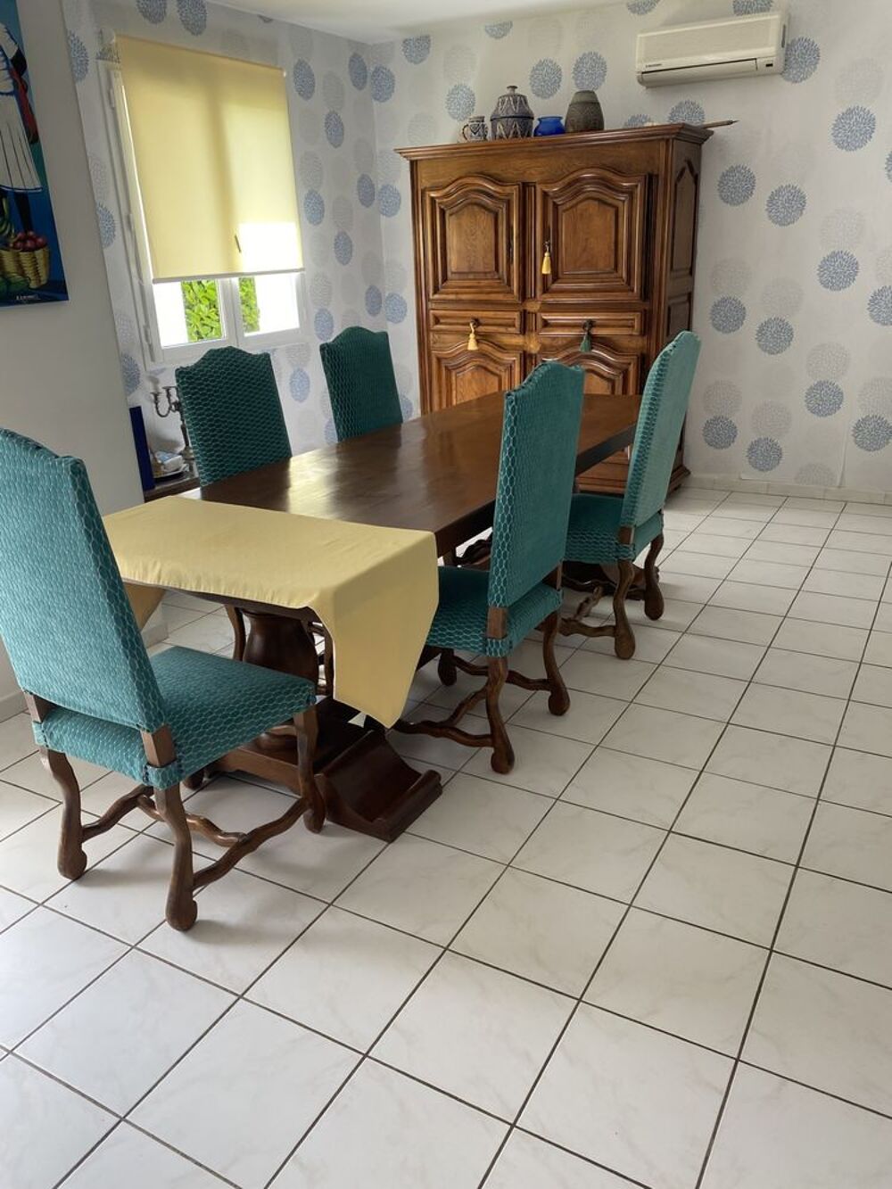 salle &agrave; manger +chaises Meubles