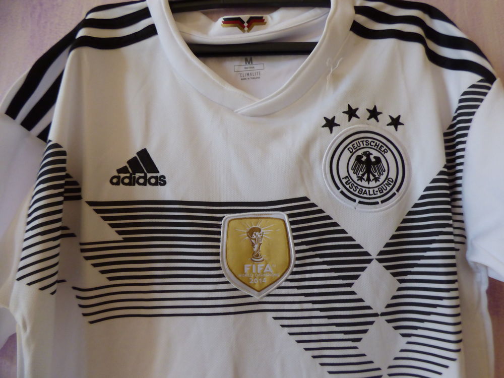 Jersey foot s&eacute;lection Mannschaft 2018
Sports