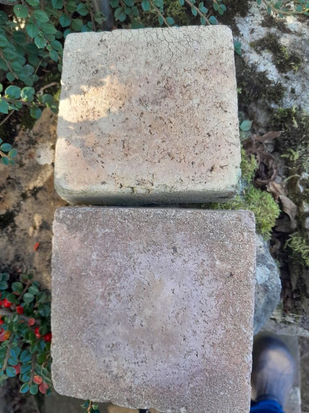 PAVES POUR COUR OU ALLEES Bricolage