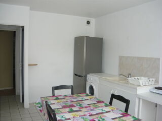  Appartement à louer 3 pièces 55 m²