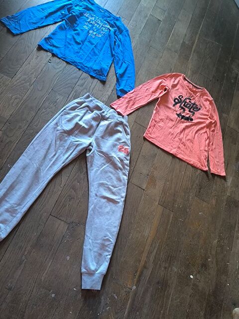 15 vtements enfant taille 10/12ans 15 Accolay (89)