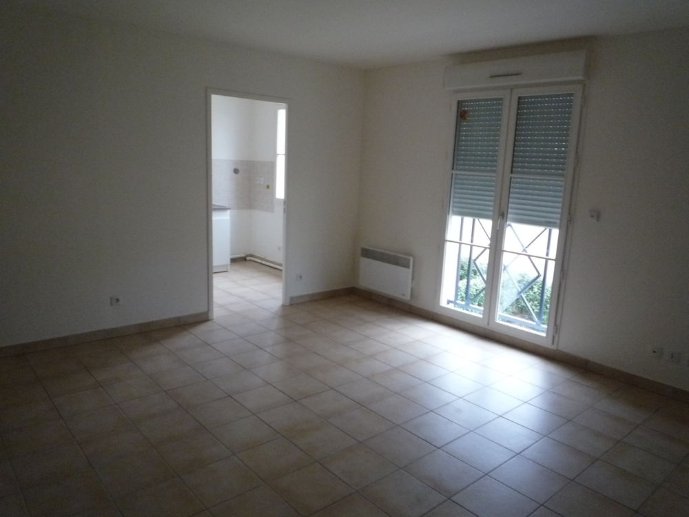 Location Appartement APPARTEMENT DE TYPE 3 DANS RESIDENCE SECURISEE A MONTEREAU Montereau-fault-yonne