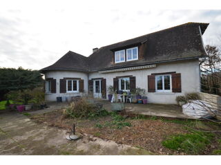  Maison � vendre 6 pi�ces 210 m�