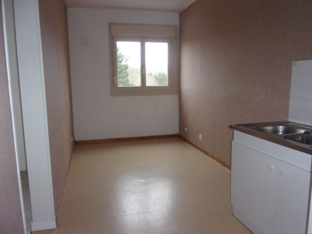 Location Appartement Appartement Type 5 avec balcon - ANDELOT BLANCHEVILLE Andelot-blancheville