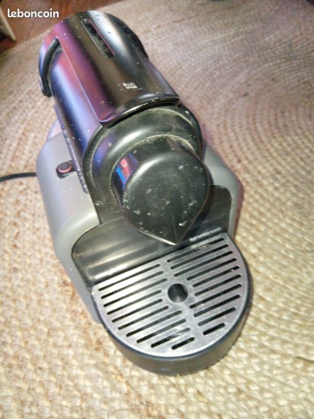 Machine &agrave; caf&eacute; Nespresso Magimix M100 Electroménager