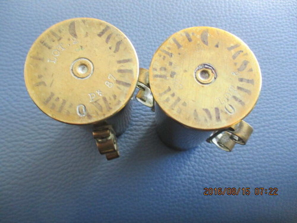 Deux petits obus 