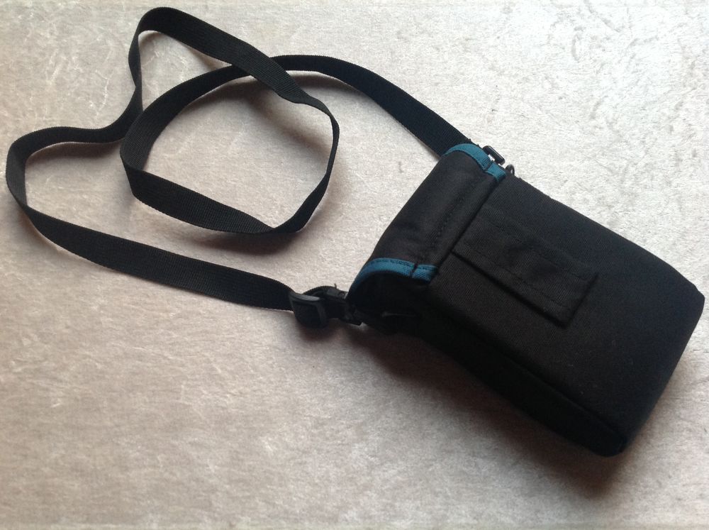 SACOCHE HOUSSE LOWEPRO ETAT NEUF Envoi Possible
Maroquinerie