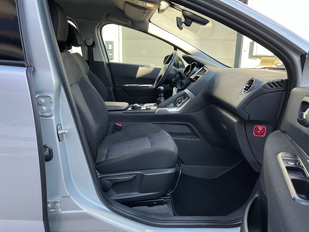 3008 1.6 HDi 16V 110ch FAP Premium 2010 occasion 42700 Firminy
