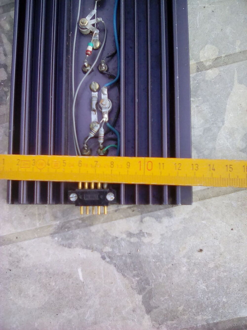 Radiateur pour transistor avec composants Bricolage