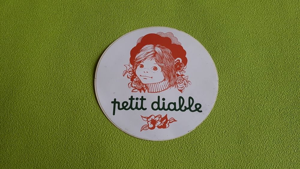 AUTOCOLLANT LE PETIT DIABLE 