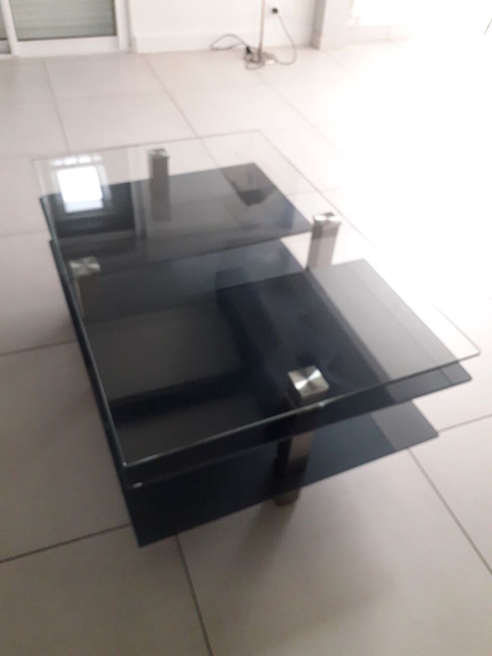 Table basse
Meubles