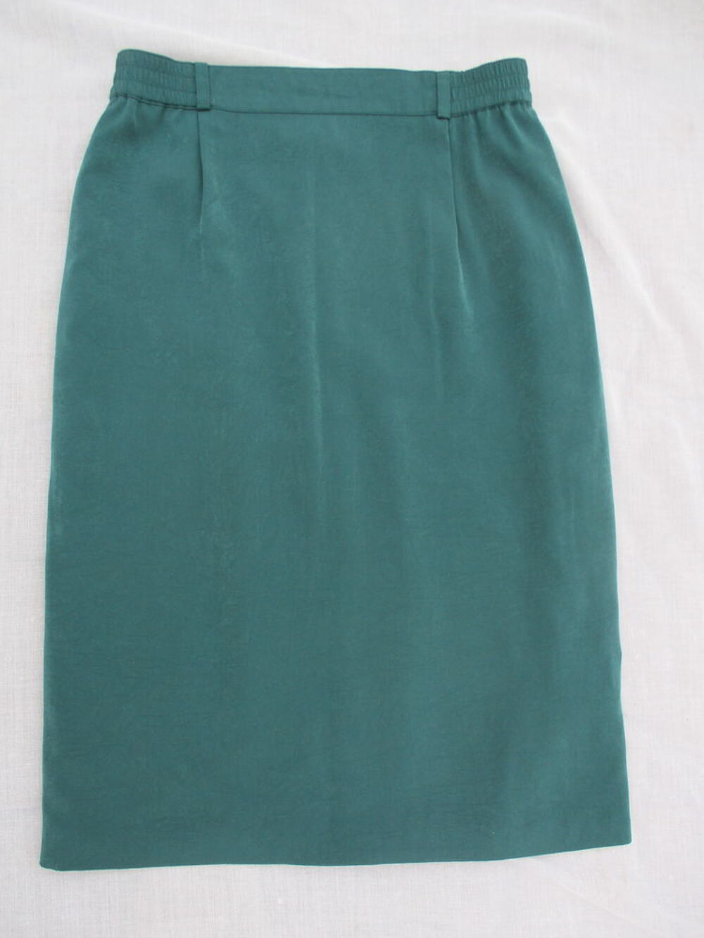 Jupe Droite de Couleur Verte Fabriqu&eacute; en Hollande, Taille 42 Vêtements