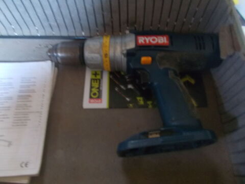 perseuse viseuse ryobi 40 Pouzauges (85)