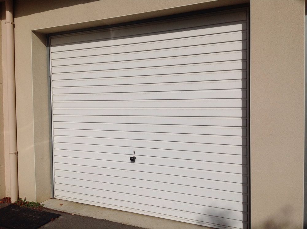 Vente 2 portes de garage Bricolage