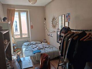  Investissement à vendre 6 pièces 174 m²