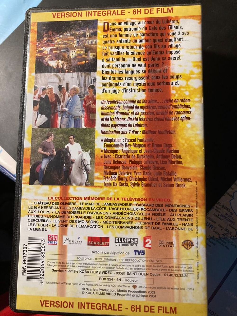 Coffret 2 VHS de la s&eacute;rie t&eacute;l&eacute;vis&eacute;e "UN ETE DE CANICULE" Photos/Video/TV