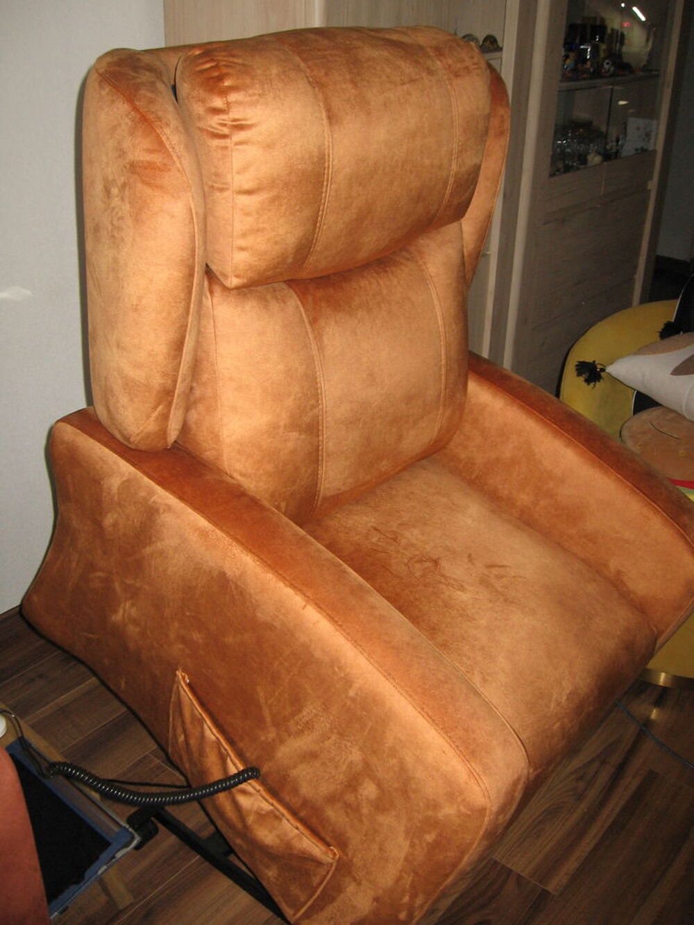 Vendeux fauteuils relax et releveur Meubles