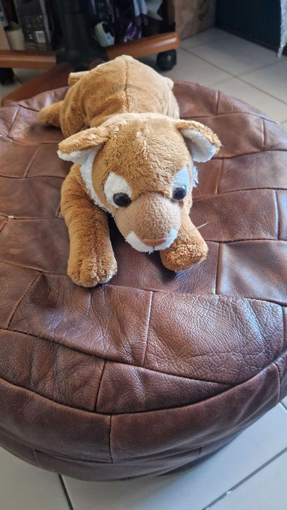 peluche b&eacute;b&eacute; tigre tr&egrave;s tr&egrave;s bon &eacute;tat quasi neuve Jeux / jouets