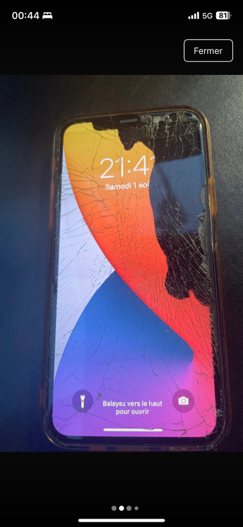 iPhone 11 pro 75 Poissy (78)