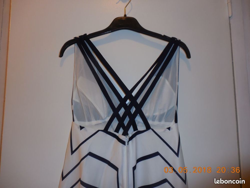robe &eacute;l&eacute;gante 38 40 Vêtements