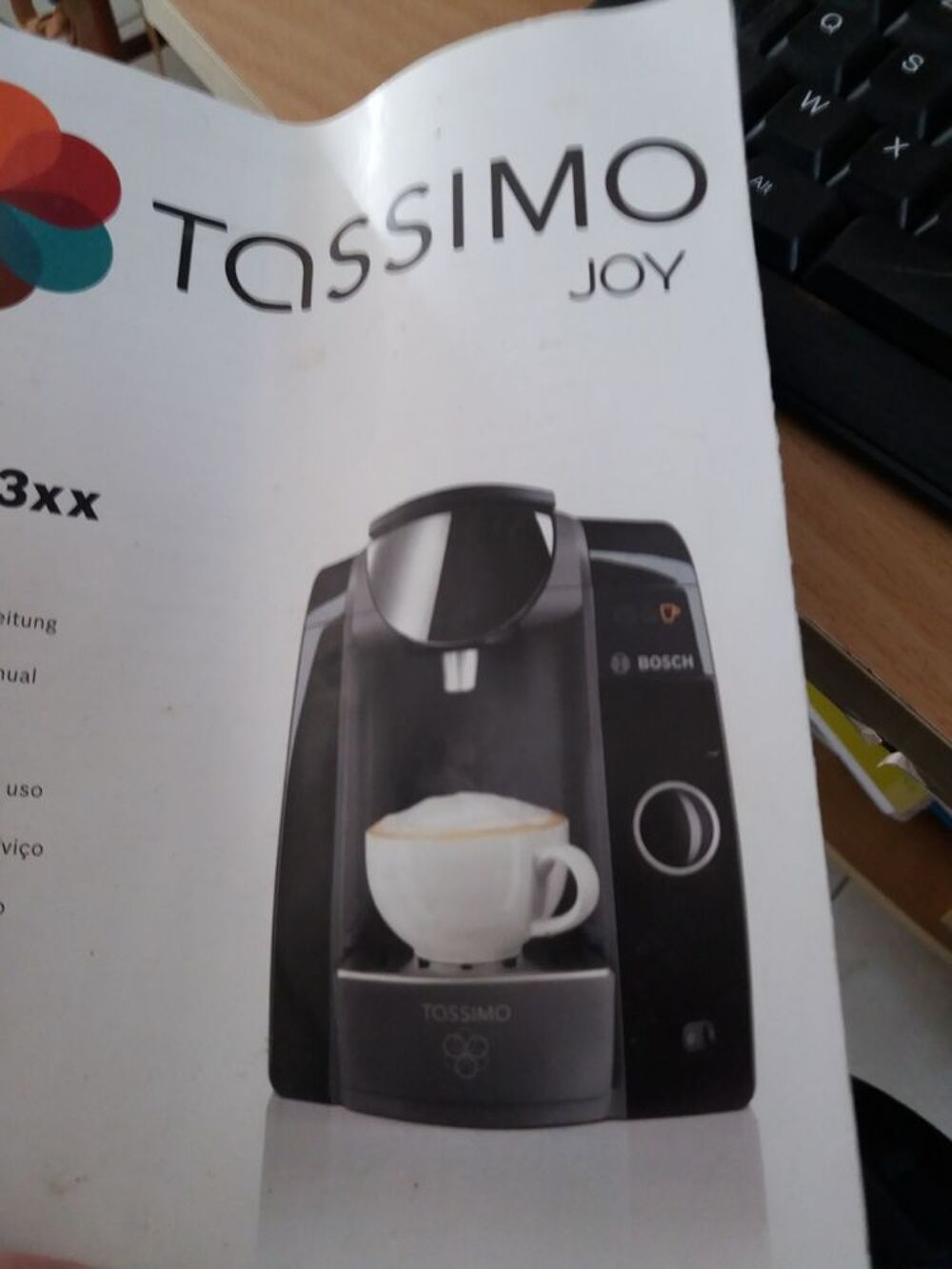 tassimo rouge avec caf&eacute; Electroménager