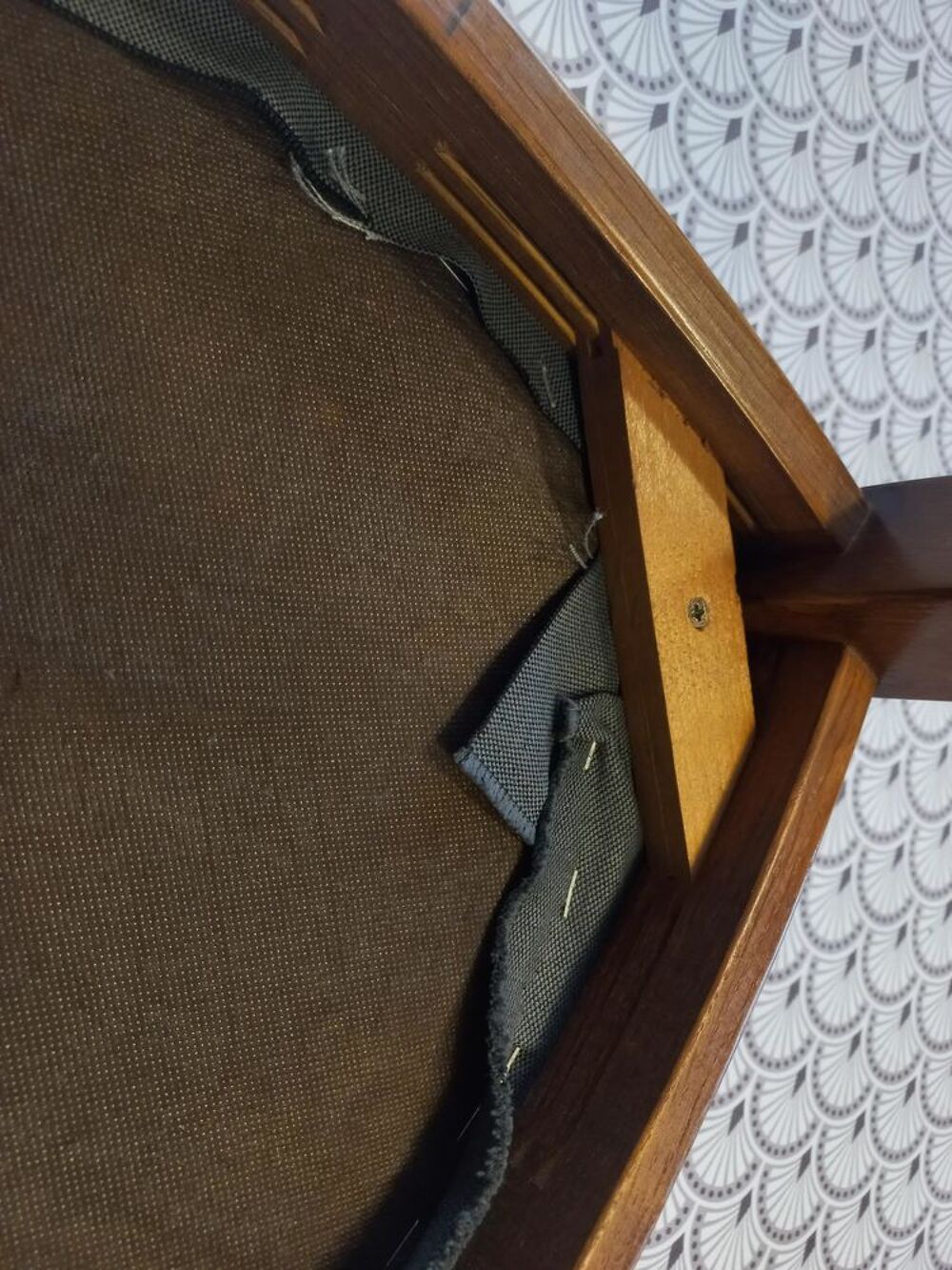 Chaises le lot 6 o&ugrave; 8 Meubles