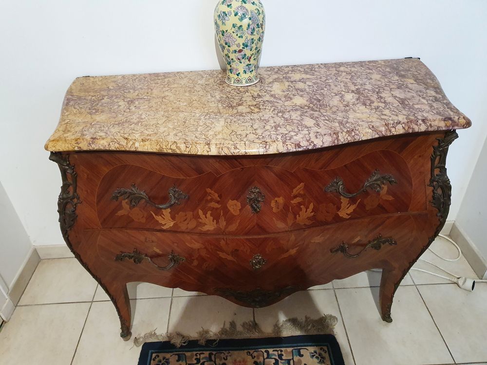 Commode marquet&eacute;e Meubles