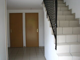  Maison à louer 6 pièces 145 m²