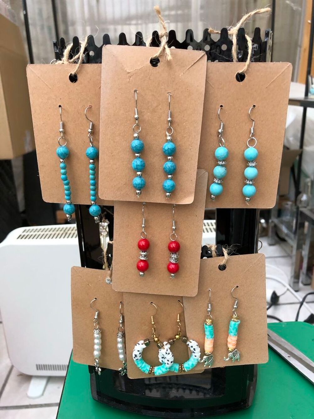 Bracelets -Boucles d'oreilles -Porte cl&eacute;s Bijoux et montres