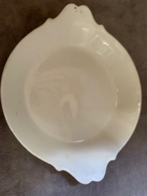 Plat en porcelaine 10 Paris 10 (75)