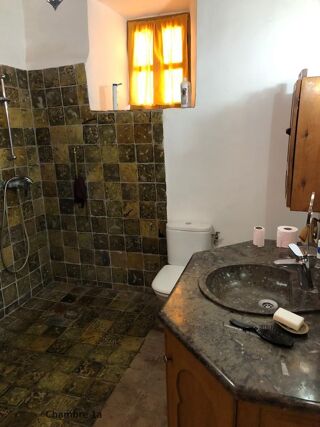  Villa à vendre 7 pièces 240 m² Ouarzazate, maroc