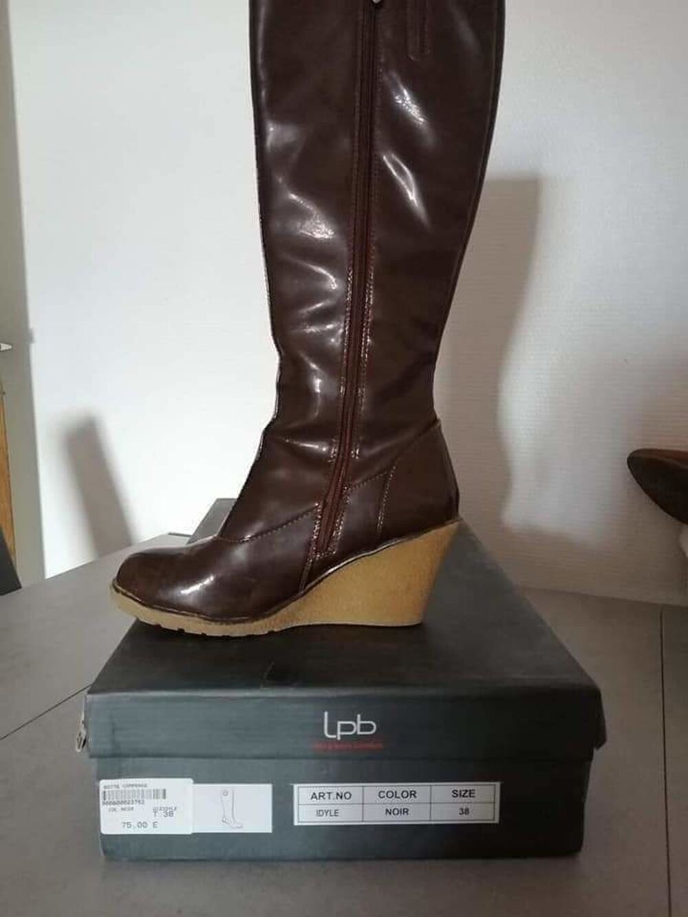 CHAUSSURES Chaussures