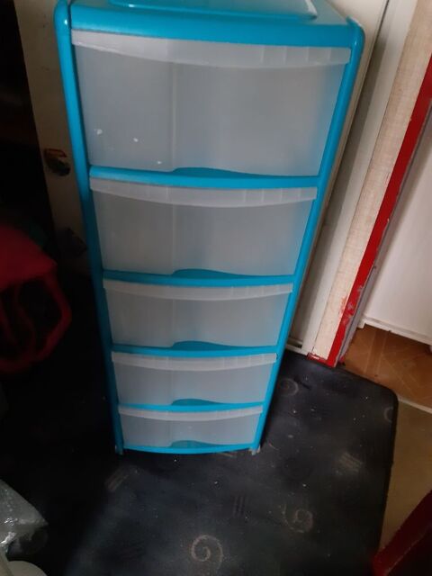 1 tour de rangement turquoise 30 Noisy-le-Grand (93)