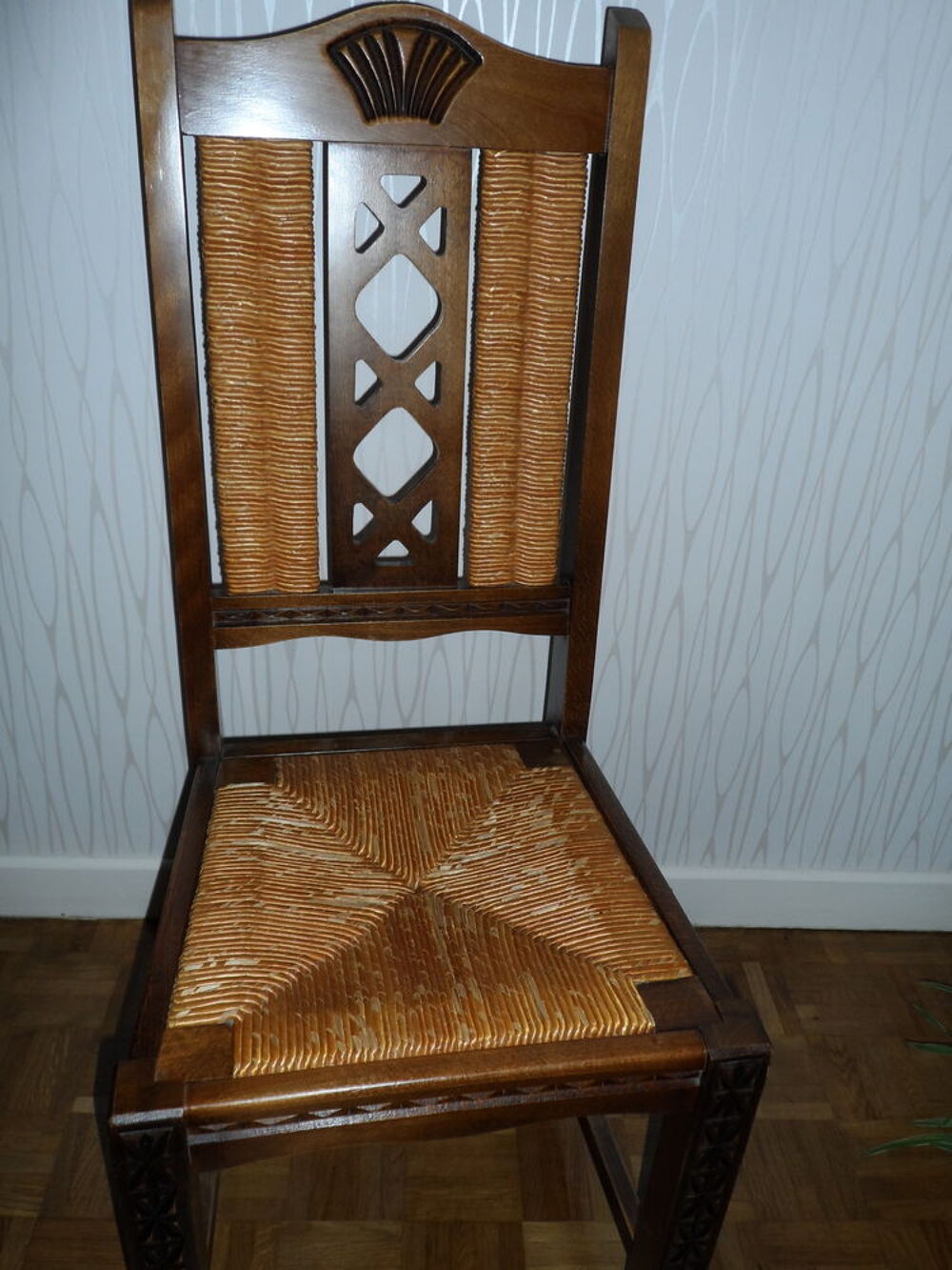 table avec allonge et 6chaises Meubles