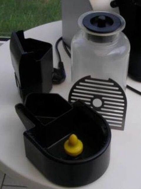 cafetière Nespresso Magimix M200 : pièces détachées 7 Beauchamp (95)