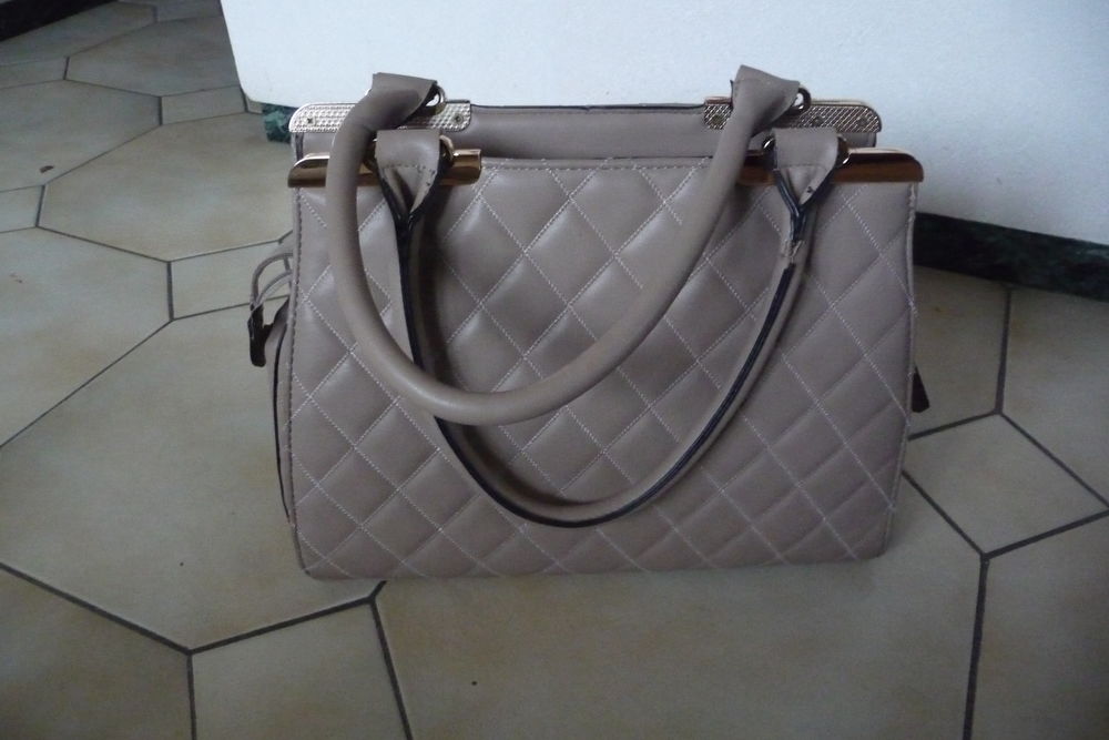 SAC A MAIN BEIGE POUR FEMME Maroquinerie