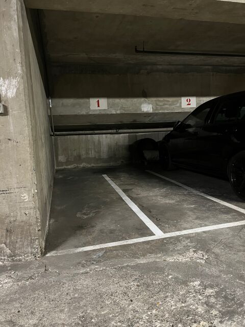  Parking / Garage  louer 11 m