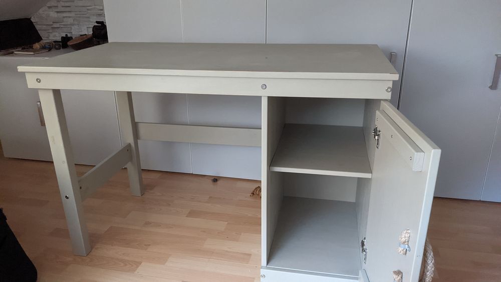 bureau enfant en bois gris Mobilier enfants