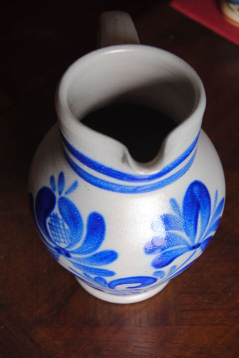 Pichet gr�s 10 Cl�gu�rec (56)