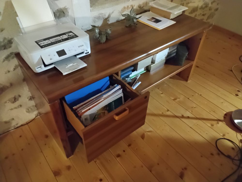 Ensemble Bureau cossu, ancien bureau professionnel
Meubles