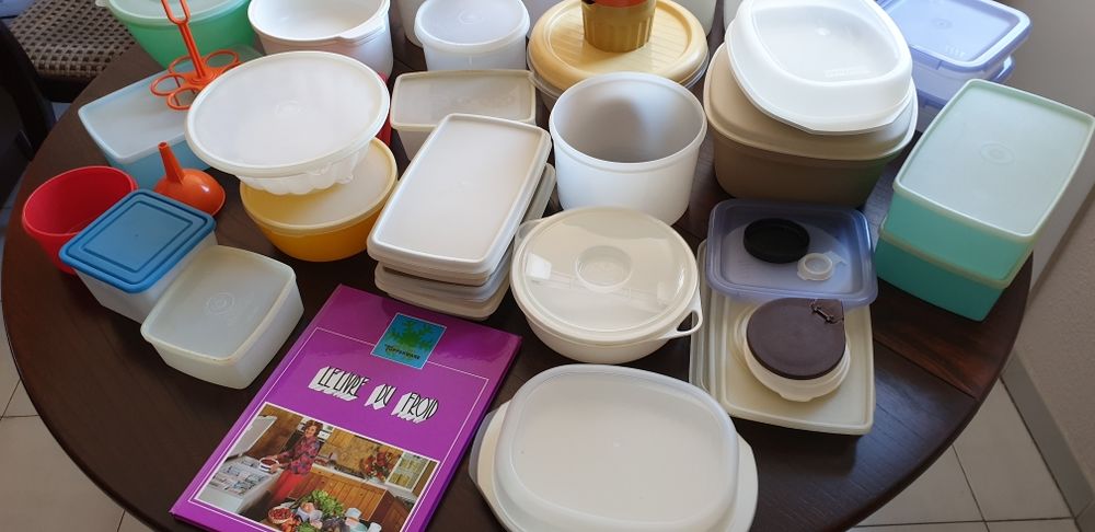 Lot de TUPPERWARE Dcoration