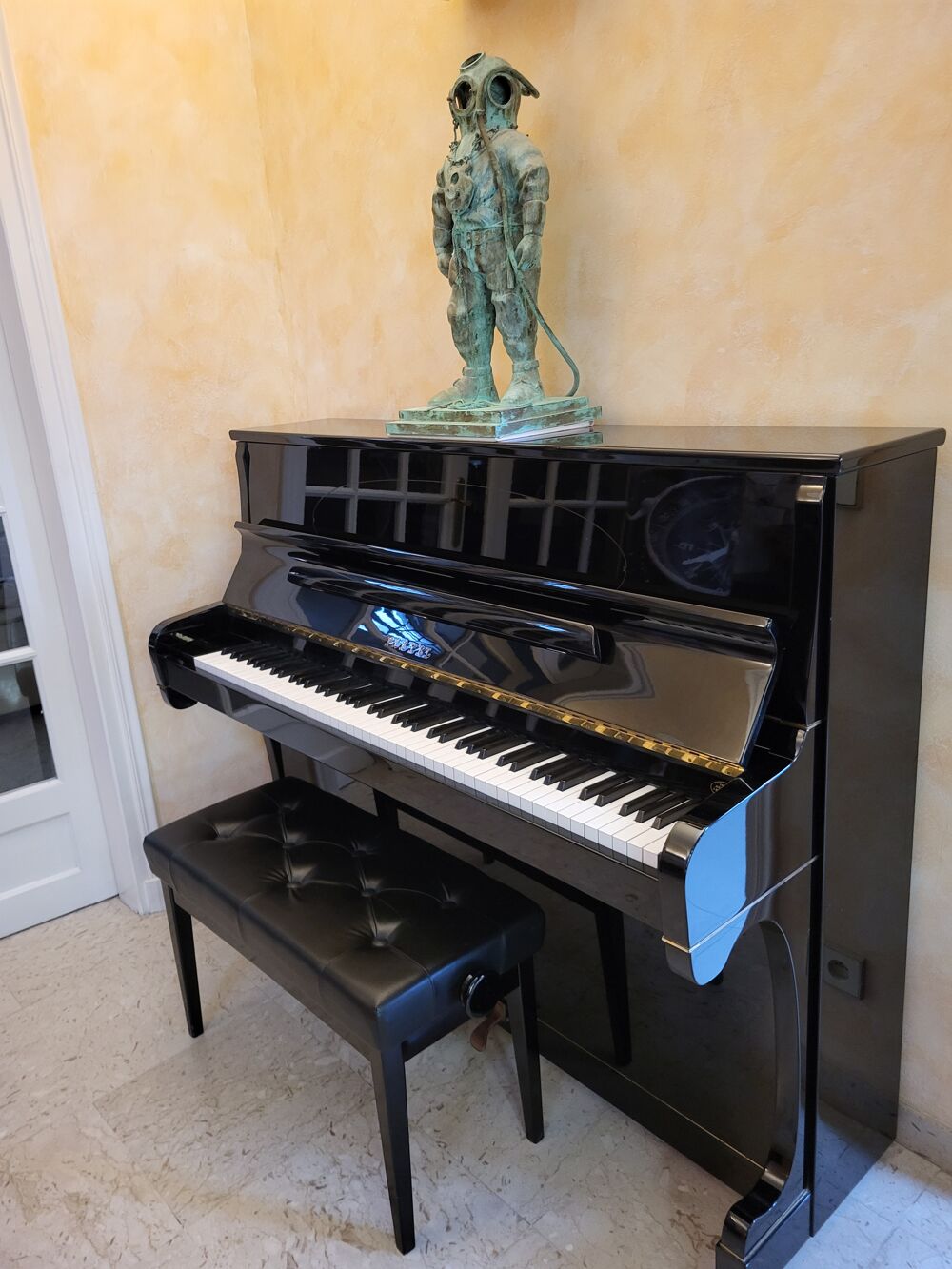 Piano droit PLEYEL Instruments de musique