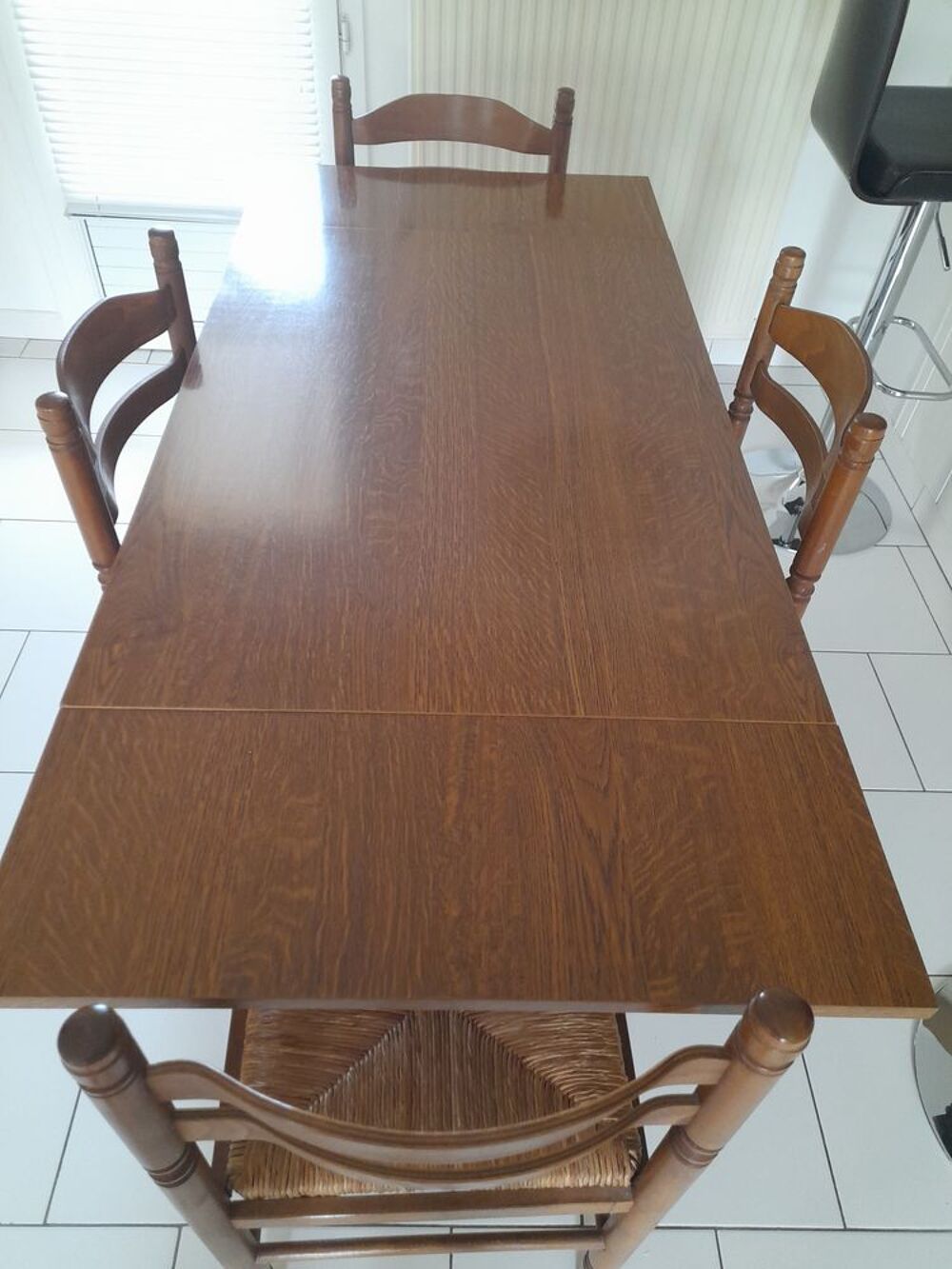 Table de cuisine bois+ 4 chaises bois Meubles