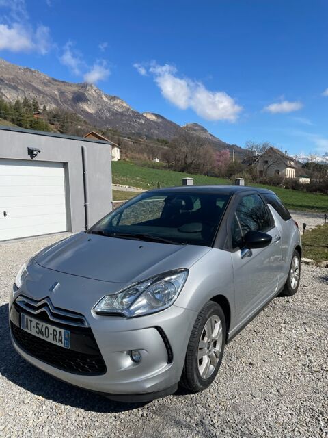 Citroën DS3 HDi 90 FAP Airdream So Chic 2010 occasion Marseille 13015