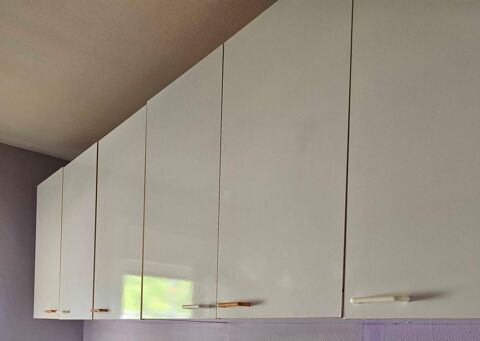 Deux éléments haut de cuisine Morhange (57)
