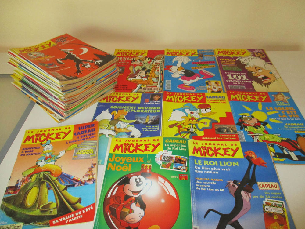 lot de174 magazines, revues, comics bandes dessin&eacute;es vintage Livres et BD