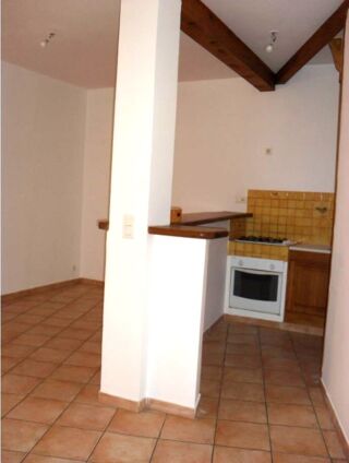  Maison à louer 3 pièces 64 m²